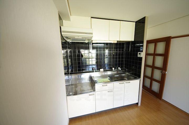 ナカトミサニーハイツのキッチン