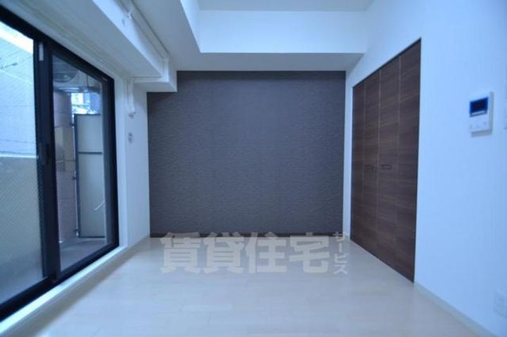 Luxe尼崎WESTの寝室