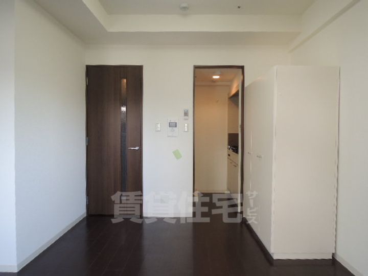 愛知県名古屋市中区丸の内3丁目の賃貸マンションの寝室