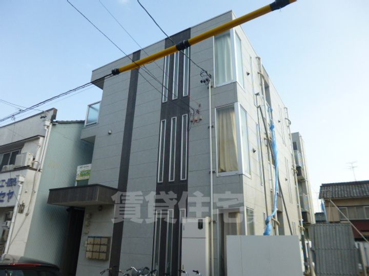 愛知県名古屋市昭和区小坂町2丁目の賃貸アパートの外観