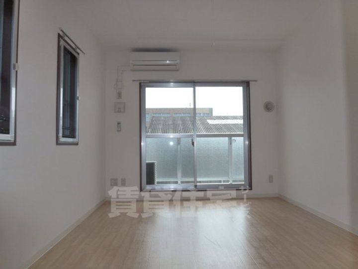 大阪府堺市西区浜寺石津町中1丁の賃貸マンションの寝室