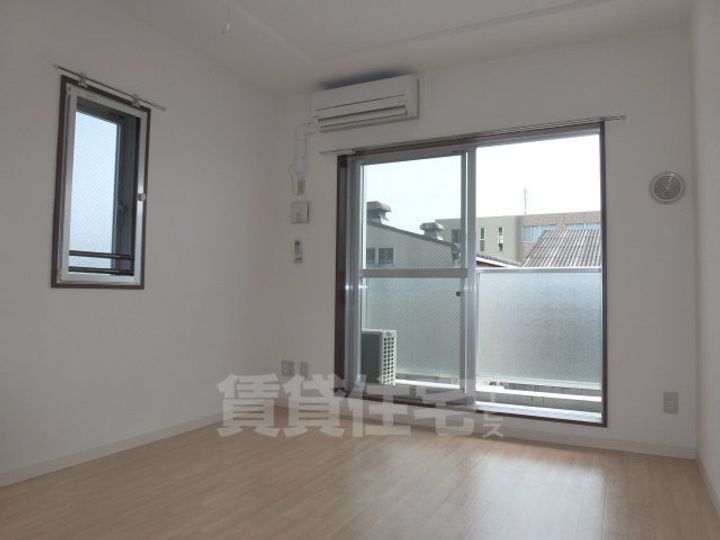 大阪府堺市西区浜寺石津町中1丁の賃貸マンションの内装