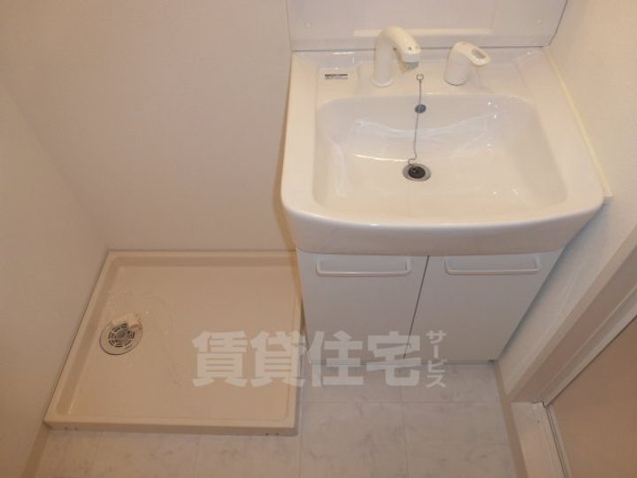 大阪府堺市西区浜寺石津町中1丁の賃貸マンションの内装