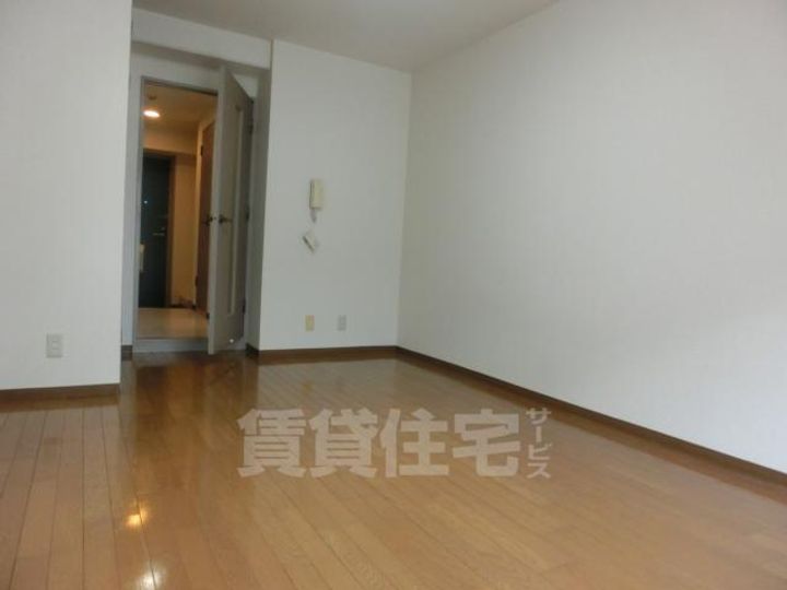 大阪府大阪市住吉区我孫子西2丁目の賃貸マンションの居間