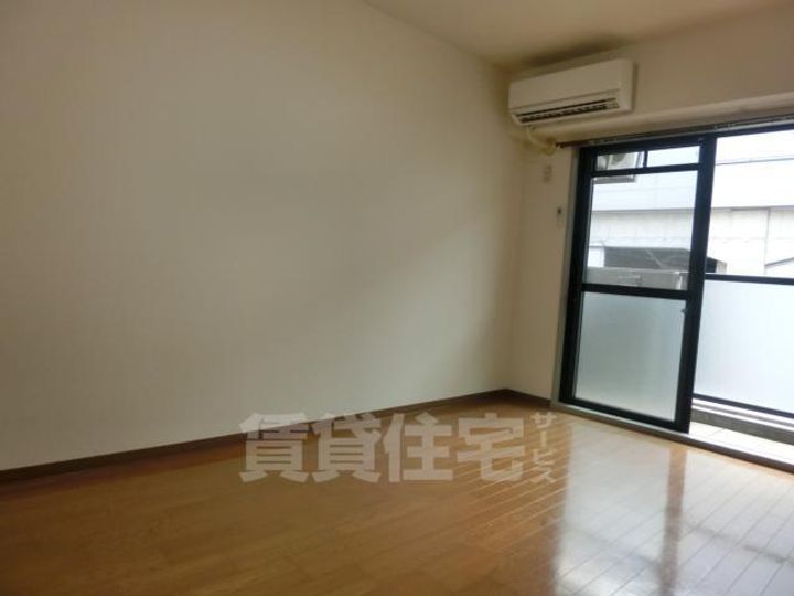 大阪府大阪市住吉区我孫子西2丁目の賃貸マンションの居間