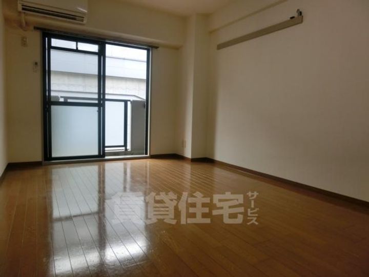 大阪府大阪市住吉区我孫子西2丁目の賃貸マンションの居間