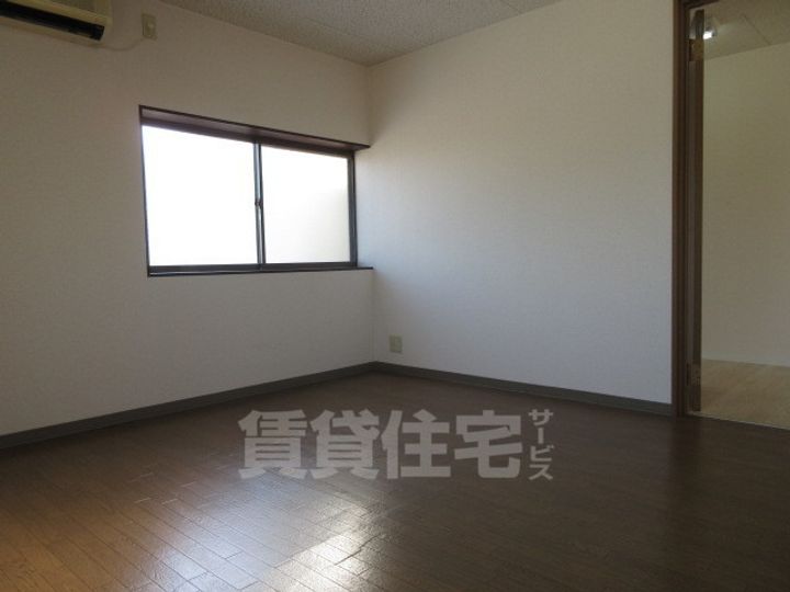 メゾン尾井の寝室