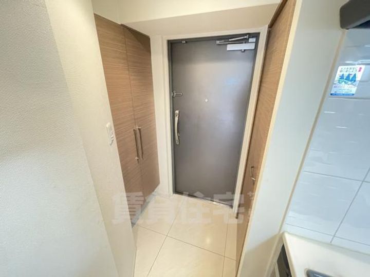 S-RESIDENCE天王寺の玄関