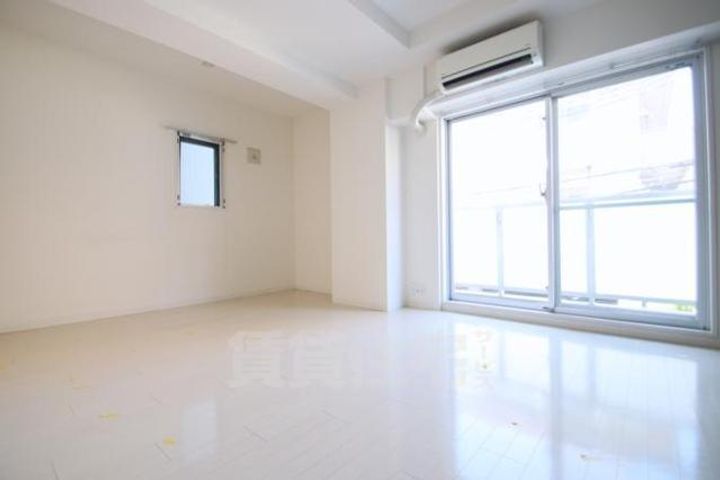 大阪府吹田市千里山東1丁目の賃貸マンションの寝室