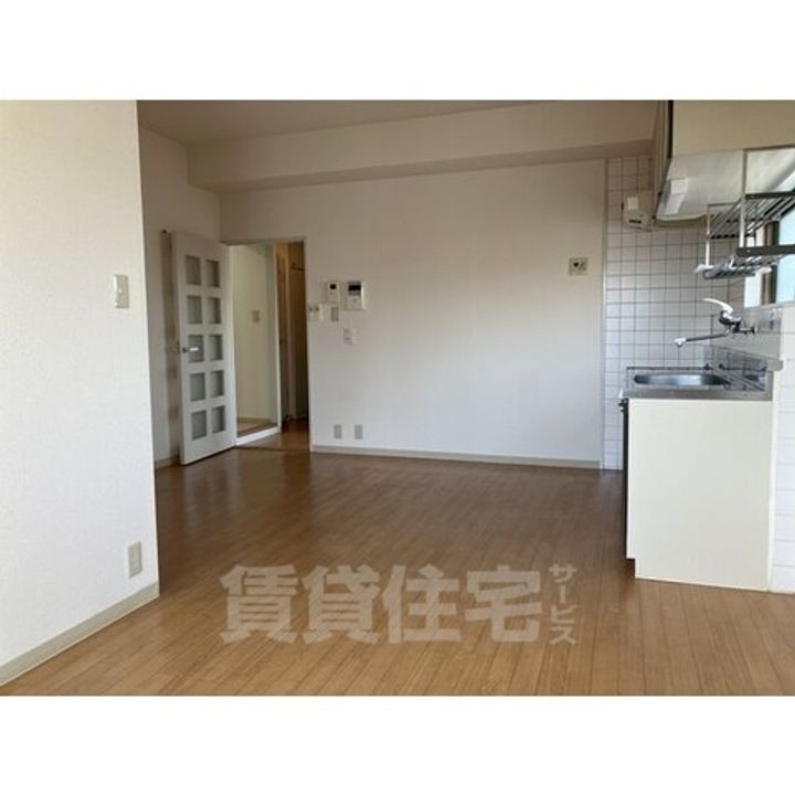 リヴァーサイド植田の居間