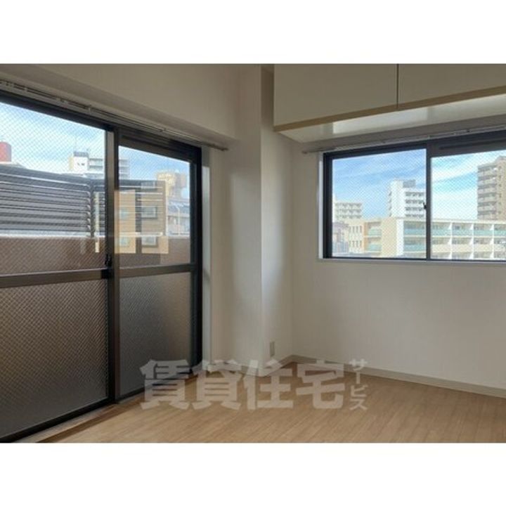 リヴァーサイド植田の寝室