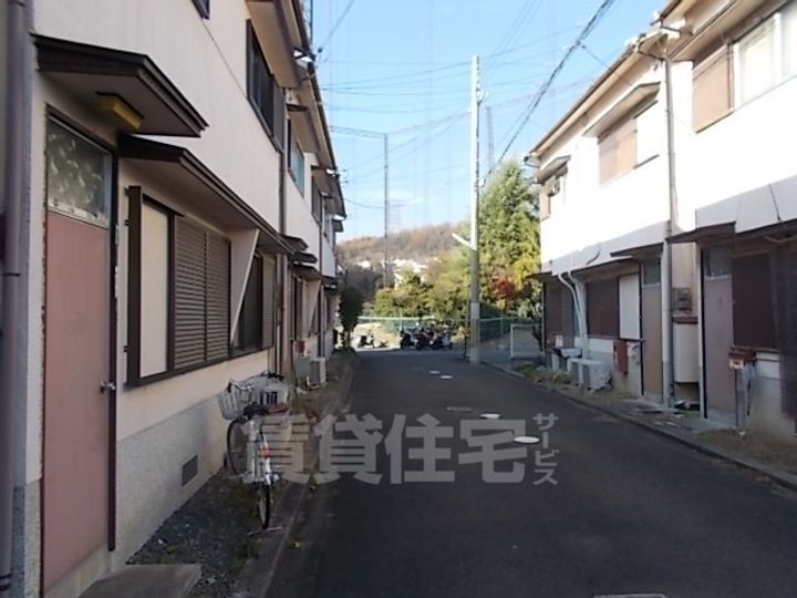 大阪府高槻市塚原3丁目(一戸建)の賃貸物件の周辺