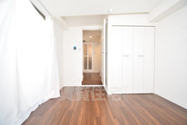 大阪府茨木市上中条2丁目の賃貸マンションの内装