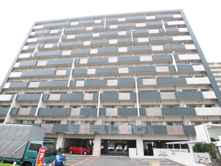 大阪府大阪市淀川区西宮原2丁目の賃貸マンションの外観