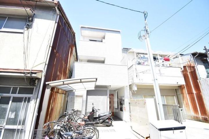 大阪府堺市堺区寺地町西3丁の賃貸アパートの外観