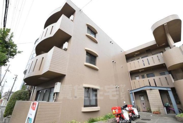 ドミール・マジェスターの外観