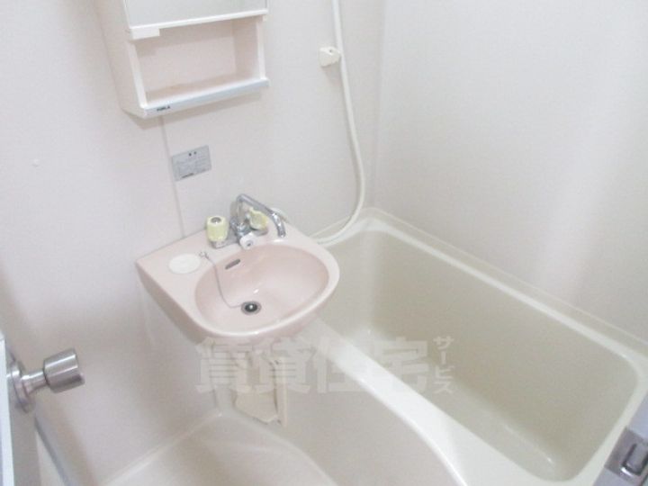 大阪府泉大津市旭町の賃貸マンションの風呂