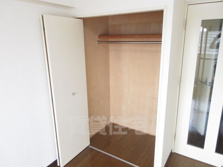 大阪府泉大津市旭町の賃貸マンションの内装