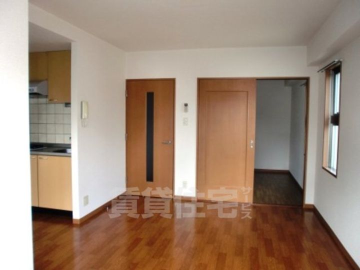 愛知県名古屋市千種区東山通4丁目の賃貸マンションの内装