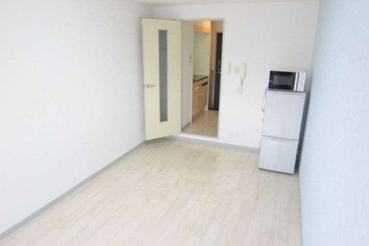 大阪府吹田市寿町2丁目の賃貸マンションの居間