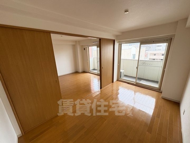 大阪府堺市堺区北瓦町1丁の賃貸マンションの内装