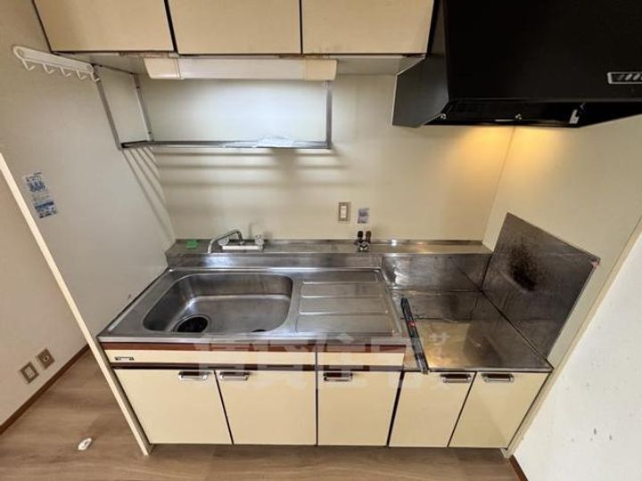 大阪府大阪市旭区森小路1丁目の賃貸マンションのキッチン