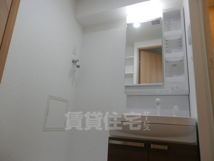 愛知県名古屋市千種区今池4丁目の賃貸マンションの内装