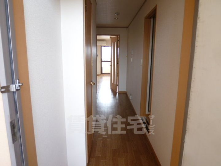 大阪府堺市堺区大浜南町2丁の賃貸マンションの内装