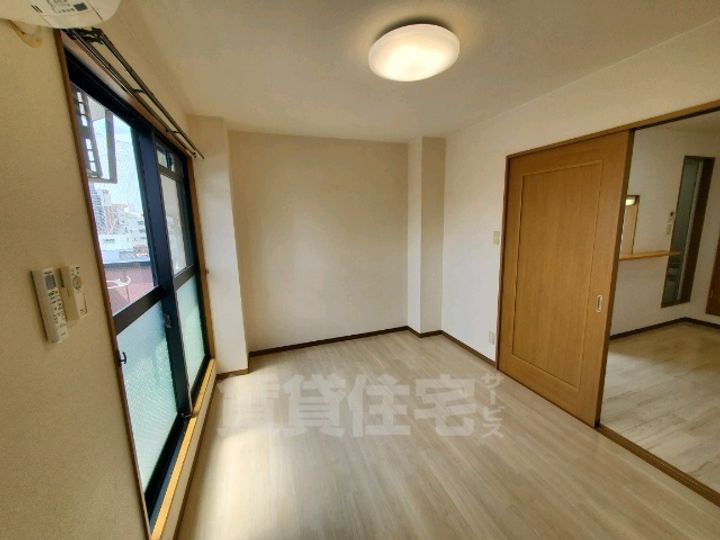 エスパシオ(十三元今里)の寝室