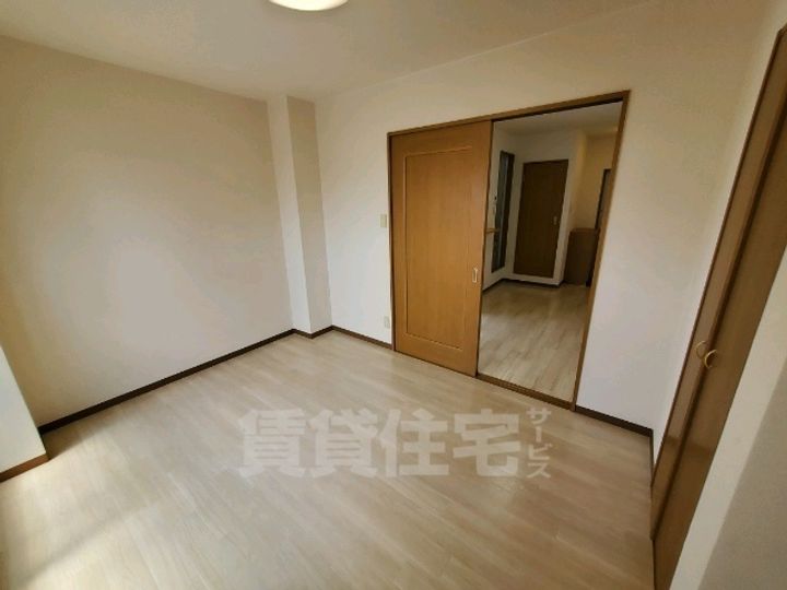 エスパシオ(十三元今里)の寝室