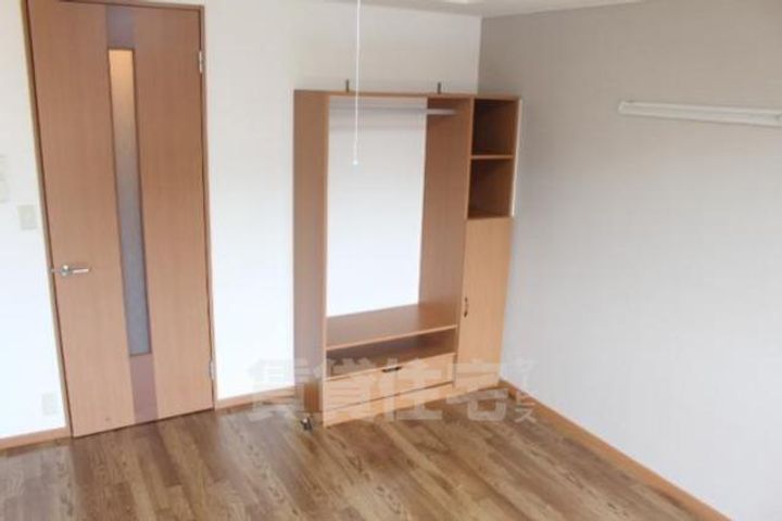 エルピス2の居間