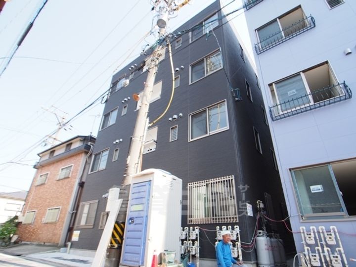 グランレーヴ東別院EASTの外観