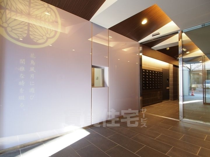 エステムプラザ名古屋丸の内の玄関