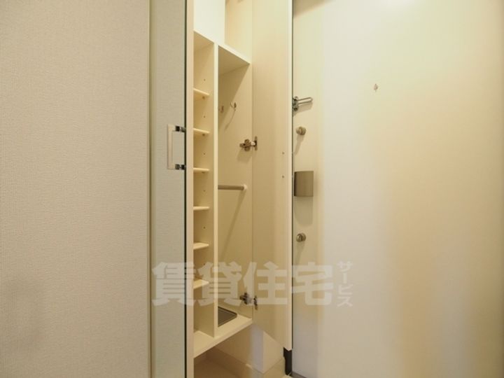 エステムプラザ名古屋丸の内の玄関