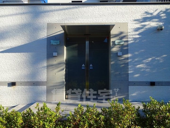 クレストリッジANNEXの玄関