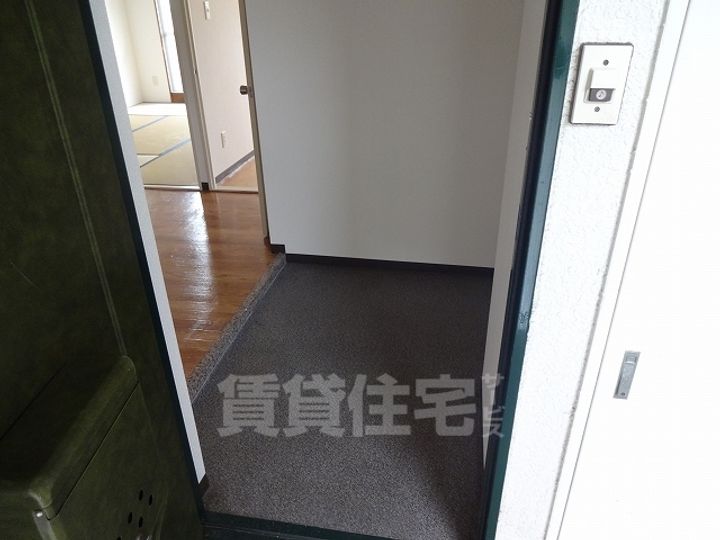 メゾン・ド・ブルーメの玄関