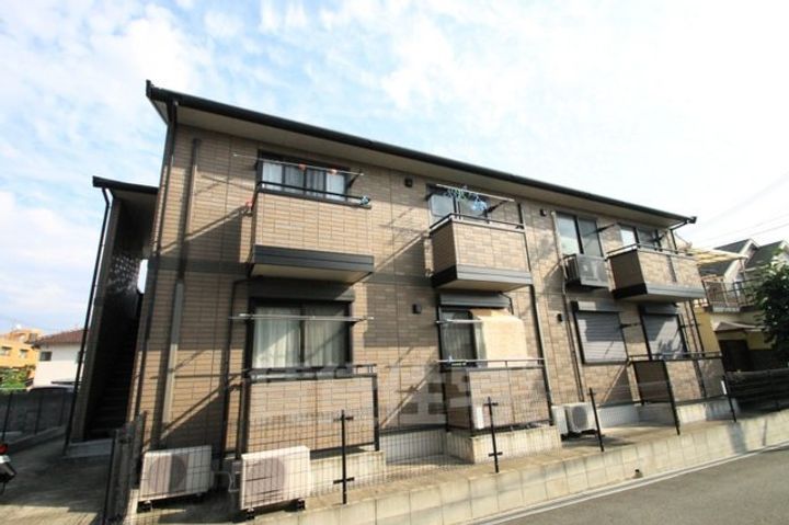 東香里サニーハイツ1の外観