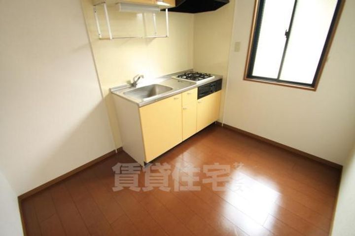 東香里サニーハイツ1の居間