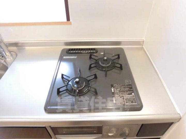 大阪府豊中市中桜塚4丁目の賃貸マンションのキッチン