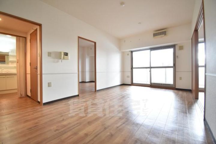 大阪府茨木市寺田町の賃貸マンションの寝室