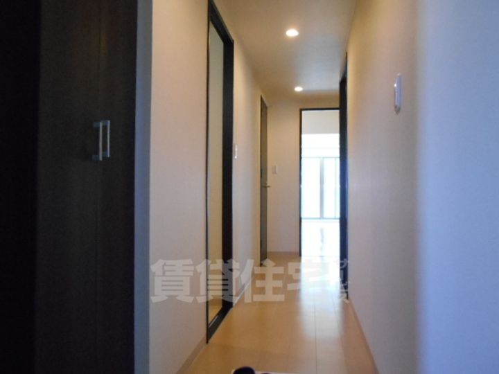 オルソパール伝馬の玄関