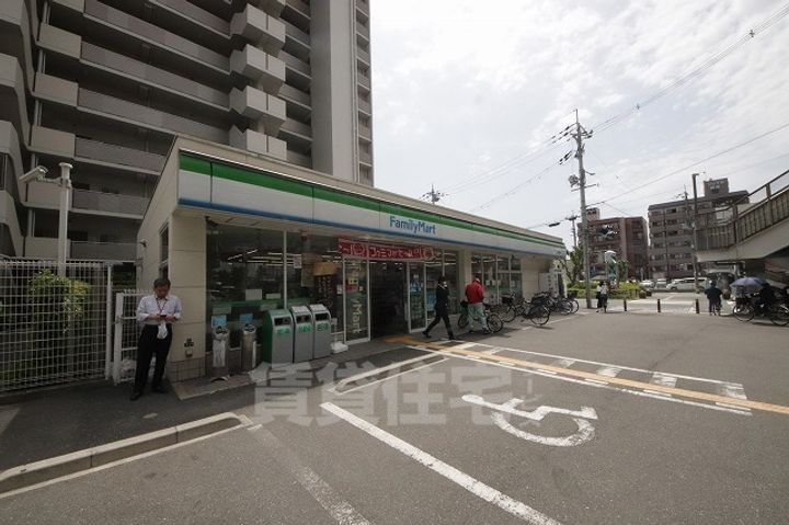 デルニエアンの周辺