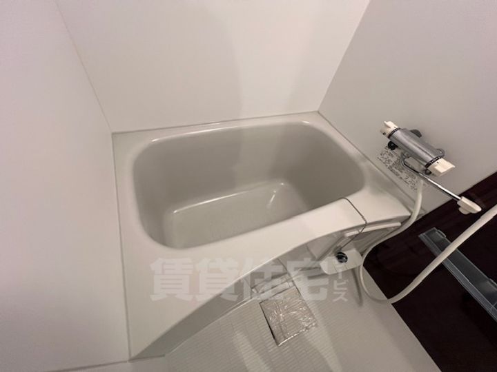 大阪府大阪市西淀川区花川2丁目の賃貸アパートの風呂