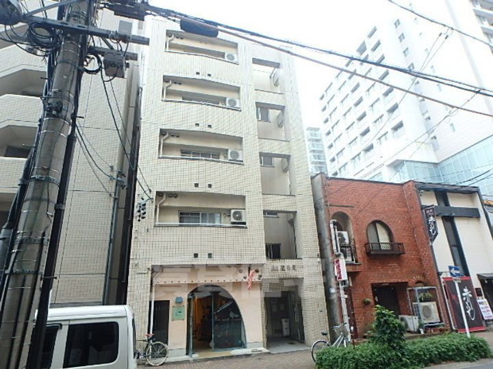 Atともえの外観