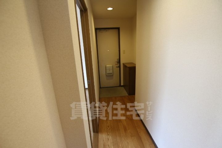 ロイヤルカーサ姫里の玄関