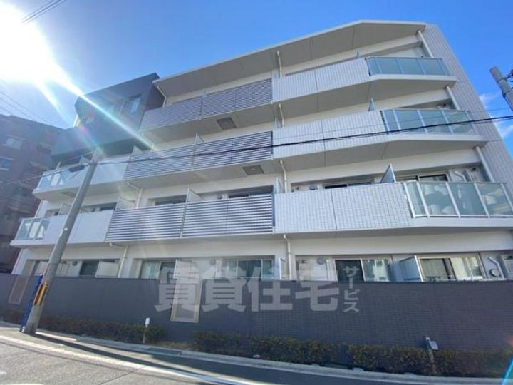 大阪府豊中市南桜塚2丁目の賃貸マンションの外観