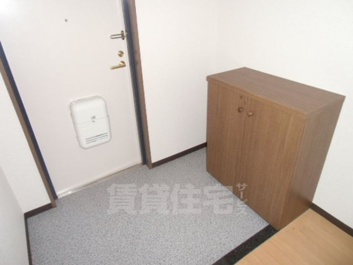 エルドラード上ヶ原2番館の玄関