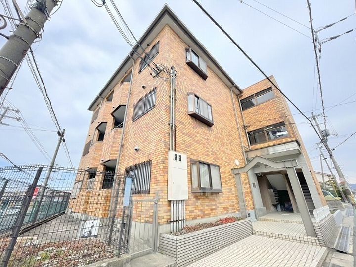 アーバンサンシャインの外観