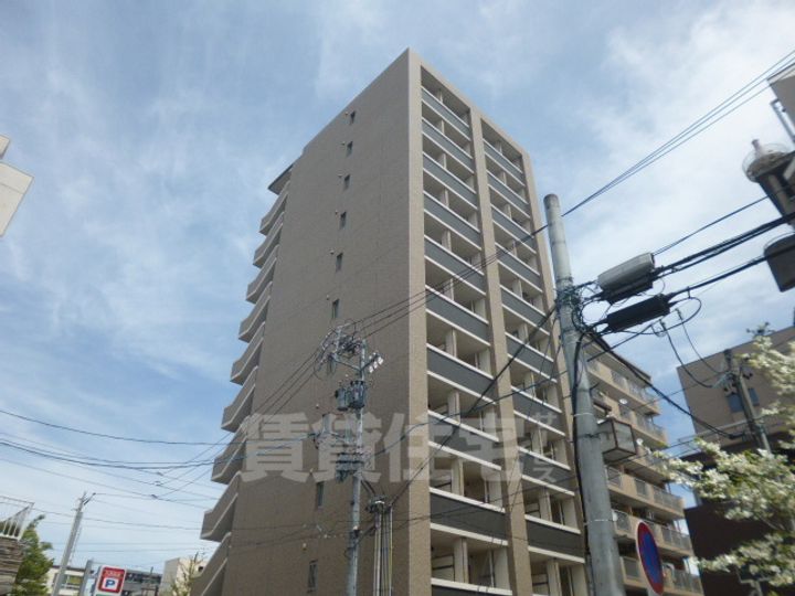 愛知県名古屋市昭和区御器所通2丁目の賃貸マンションの外観