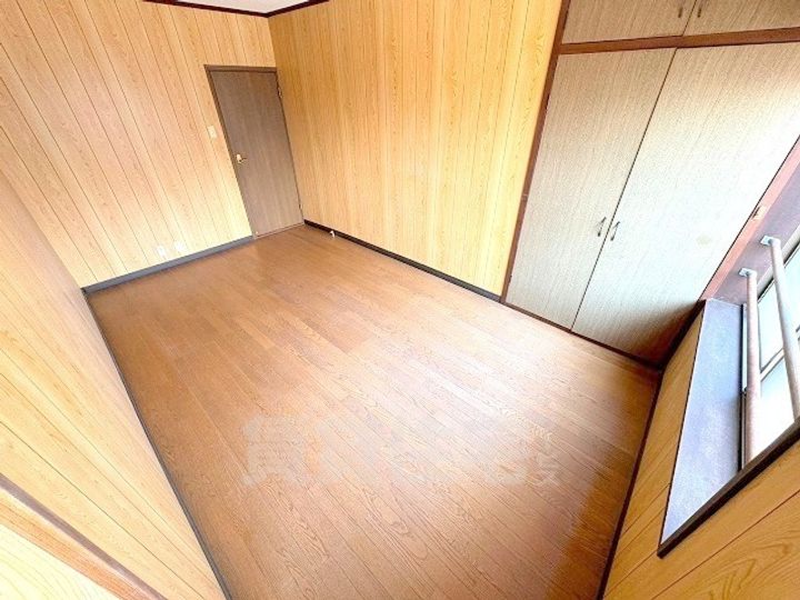 パル城山の内装